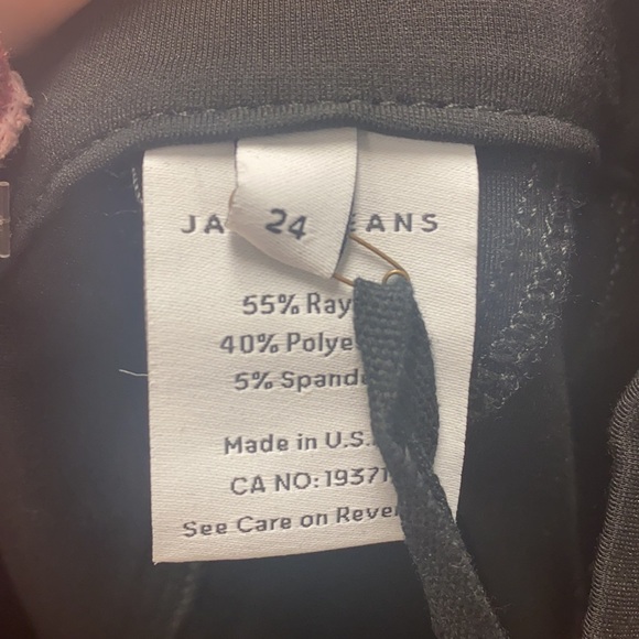 NWT James Jeans Women’s Twiggy Slip-On Black Ponte size 24 - Picture 6 of 6